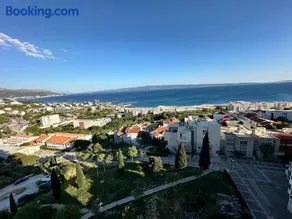 T-star, 2-bedroom apartment with magnificent beach view - Image 5