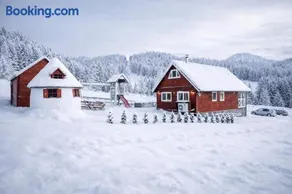 Arctic House - Image 2