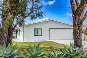 Bay House 95 by the BnB Collection - Image 1