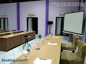 Hotel Signature Mandala Kencana - Image 2
