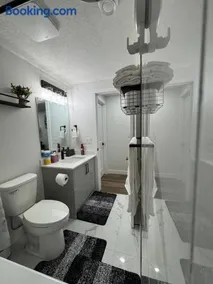 Private Stylish Suite, Just Bring Your Bags - Image 3