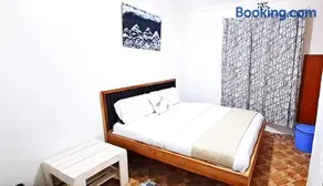 Joy's One Bedroom Apartment - Image 5