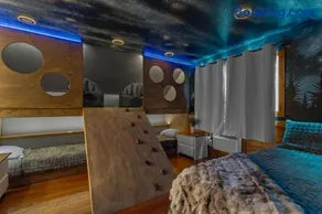 Wood Haven Cabin with a hot tub fire pit & indoor pool - Image 1