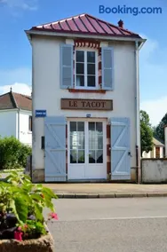 Le Tacot - Image 1
