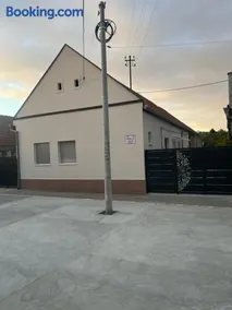 Prenociste-apartmani Laki S - Image 1