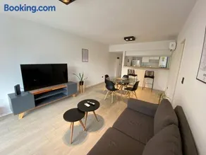 Departamento céntrico a estrenar - Con piscina y parking incluido - Image 2