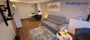 Studio chaleureux avec parking et recharge VE privés - Image 3