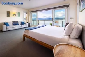 Luxury Lookout Hood Canal Vacation Rental - Image 2