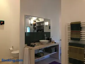 Villa de vacances familiale avec jardin et piscine - Image 3
