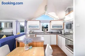 Primrose Valley Lakeside Lodge - Image 4