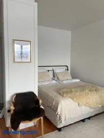 Top floor apt with stunning view - Image 2
