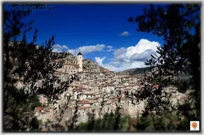 La Petie Maison di Apricus - Image 2