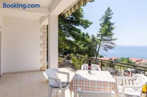 Holiday Home Blue Vineyard - Image 2