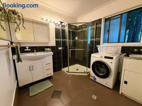 Hidden 2BR Retreat - Relax & Recharge - Image 1