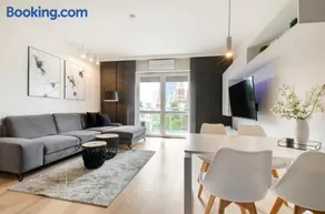 SKY Home- Ilumino Apartment -Centrum, Parking, Klimatyzacja, Dostęp na Kod - Image 2