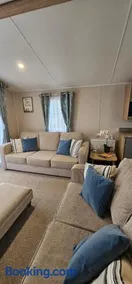 Cosy Holiday home, Thorness Bay - Image 1
