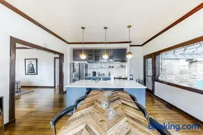 The Howe House - Image 4