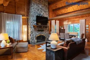 Look to the Mountains: Gunstock Acres Log Cabin - Image 1