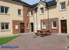 4 Bedroom House - Image 1