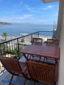 Appartamento con terrazza fronte mare - Image 1