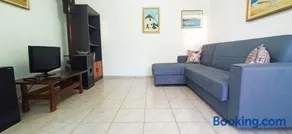 Maris full apartment with roof garden access - Image 2