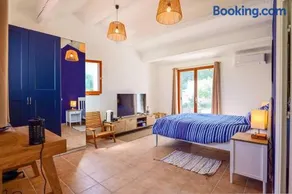 Domaine de l'Issole - Domaine privé, 4 étoiles, 16-26pax, AC spa & piscine 15x7 - Image 3