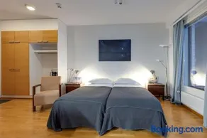 Suite Apartment with lake views - Image 1