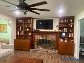 Melvin Village - 5 Bed3 Bath - Lake Winnipesaukee - Image 2