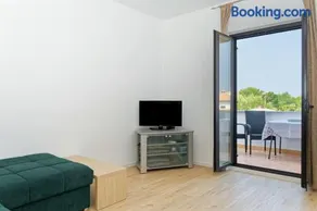 Apartments El Faro by Rent Istria - Image 3