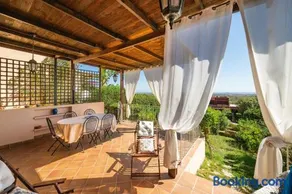 Casa con giardino, terrazza e barbecue | Vista sul giardino - Image 3