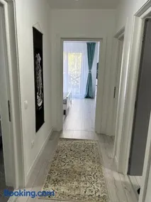 White DeLuxe Apartment - Image 2