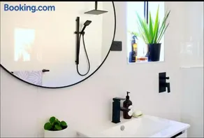 Cosy and calm unit in Cronulla - Image 4