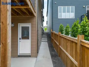 Modern Basement Gem: 2 BR Retreat - Image 3