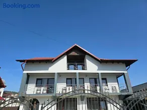 Pensiunea Corbii de Piatră - Image 2