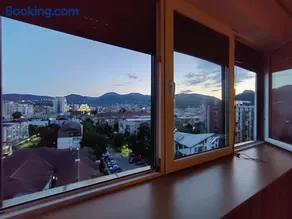 Cosy 2-bedroom apartment with an amazing panorama - Image 1