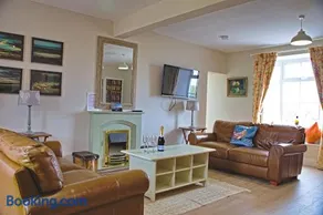 Arthur's Cottage - Image 1
