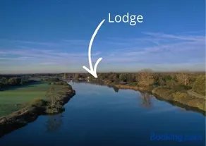 'Slapen aan het ven' lodge met jacuzzi - ontbijt - minibar - privetuin - waanzinnig uitzicht - besch - Image 1