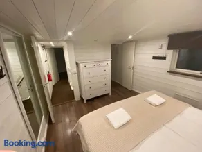 Port Hotel Ocean Villa - Image 4