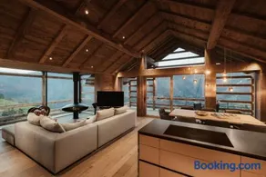 Lominus Dolomites Luxury Chalets - Image 2