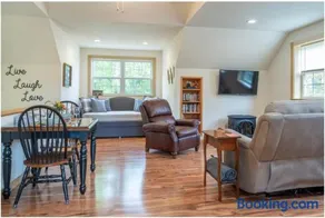 Mockingbird Mountain Spa and Retreat - Image 5