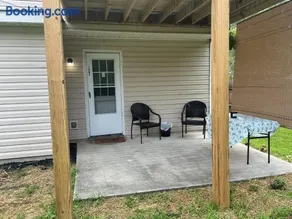 Private Guest Suites - Image 5