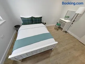 Slieve Apartment Suites - Image 4