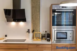 Luxury Apartment Soho by Nagoa Homes - Image 2