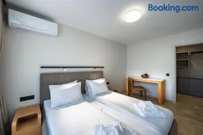 Nik Palas Luxury Residence - Image 3
