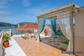 Sea Breeze Apartment - Image 2