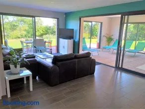 Maison avec Piscine intérieure privée sans vis à vis chauffée toute l année - Image 4