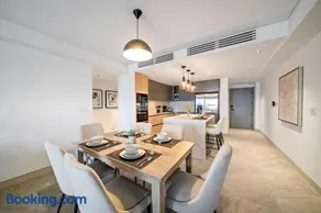 Chic Beachfront Condo - Allure 503 2 bed - Image 1
