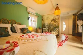 Ô Balinais mini villa avec spa et piscine chauffée privative Marseille - Image 3