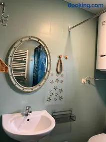Guesthouse of Manoni Ratiani - Image 1