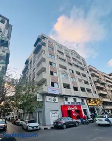 Sea view apartment - Image 1